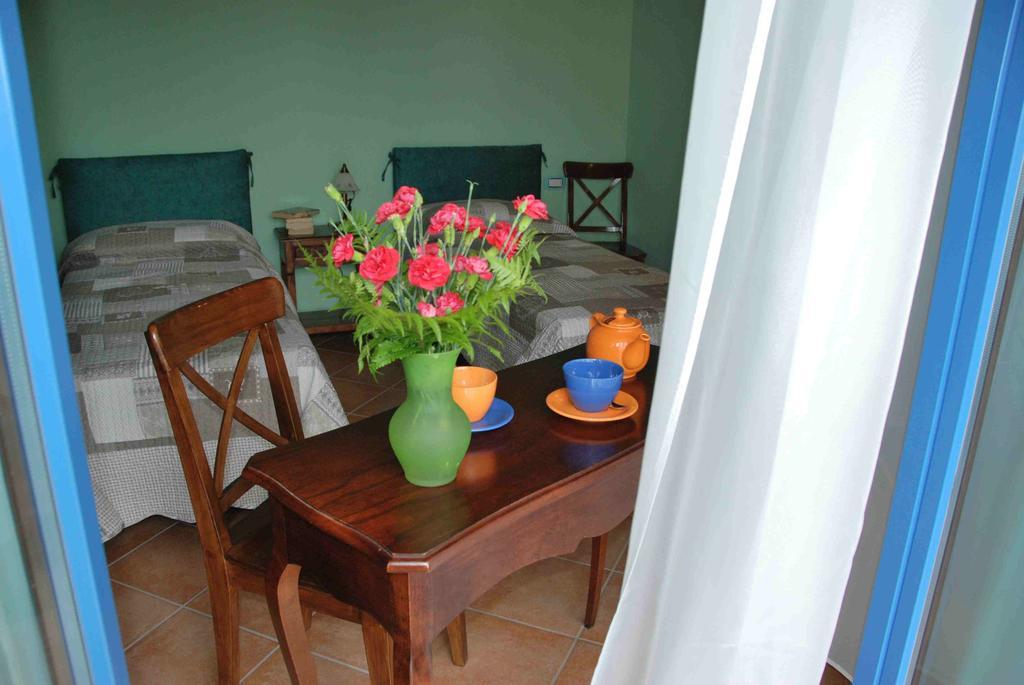 B&B La Casa Di Trizzi Como Rum bild