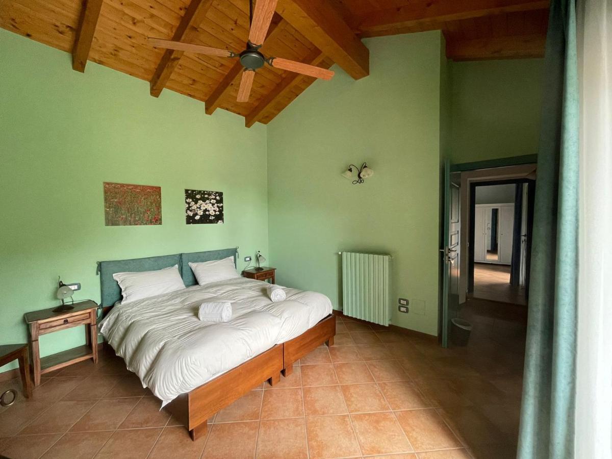 B&B La Casa Di Trizzi Como Exteriör bild